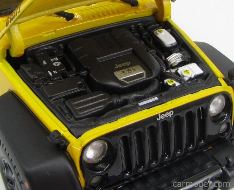 Maisto Jeep Wrangler Willys Soft-top 2014 1:18 žlto-čierna