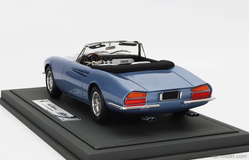 Bbr-models Ferrari 365 California S/n08347 Spider Cabriolet Geneve Motorshow 1966- Con Vetrina - With Showcase 1:18 Světle Modrá Met