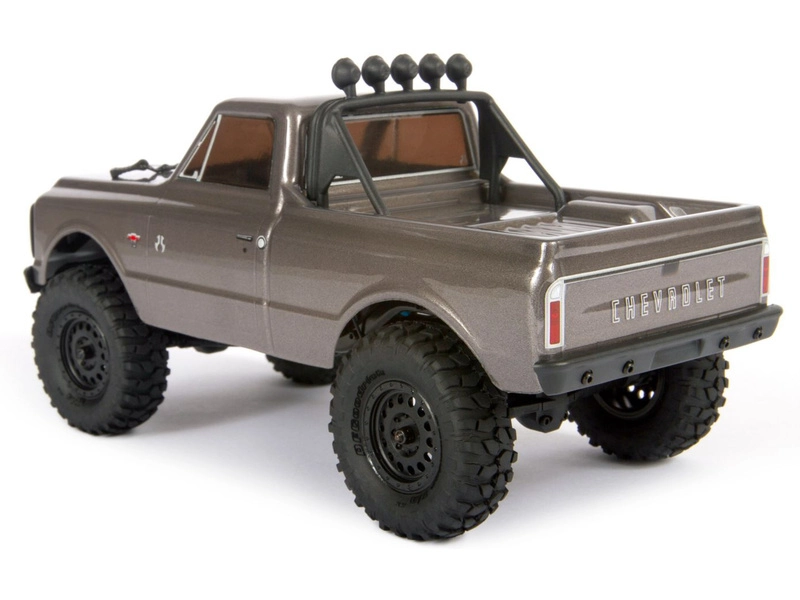 Axial SCX24 Chevrolet C10 1967 1:24 4WD RTR strieborný