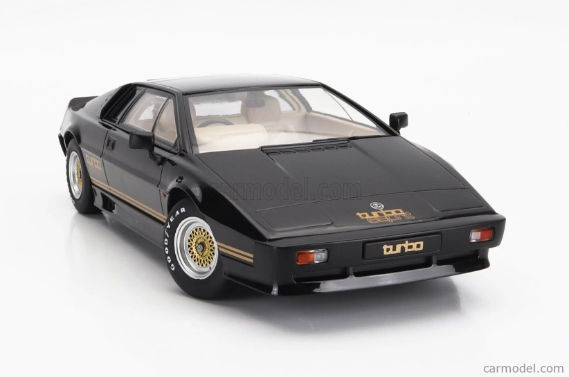 Lotus Esprit Turbo 1981 v mierke 1:18 čierny