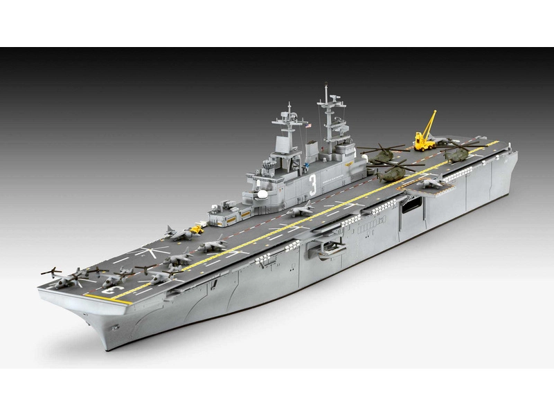 Revell USS Wasp Class 1 (1:700)