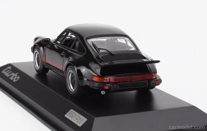 Minichamps Porsche 911 930 Turbo Coupe 1977 - 50 rokov Porsche Design 1:43 čierna