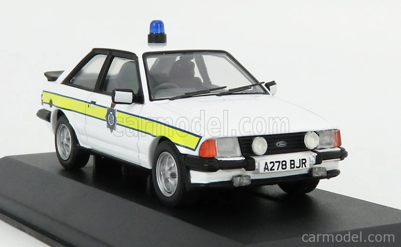 Vanguards Ford england Escort Mkiii Xr3i Police 1990 1:43 Bílá Žlutá