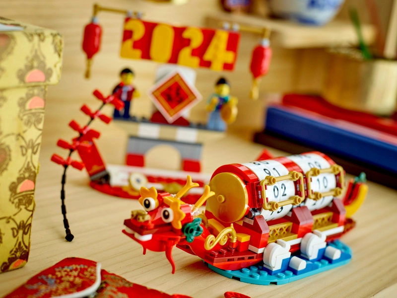 LEGO Iconic - LEGO Kalendár sviatkov