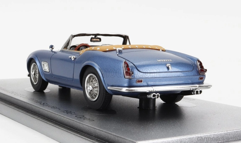 Kess-model Modena 250gt California Spider Open 1961 1:43 Light Blue Met