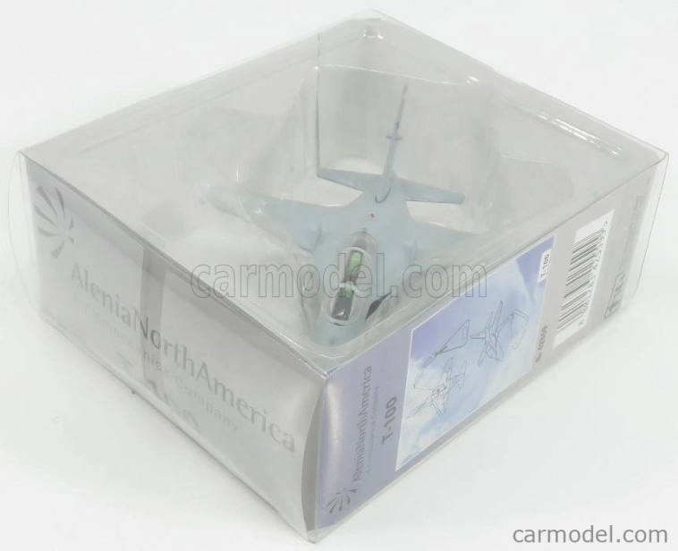 Italeri Aermacchi T-100 Aereo Da Addestramento Lietadlo 2004 - Usaf - United States Army Air Force 1:100 Light Grey