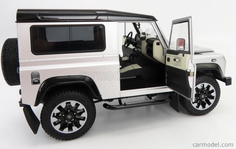 LCD model Land rover Defender 90 Works V8 70th Edition 2018 1:18 Silver