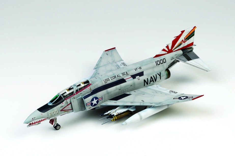 Academy McDonnell F-4B VF-111 Sundowners MCP (1:48)