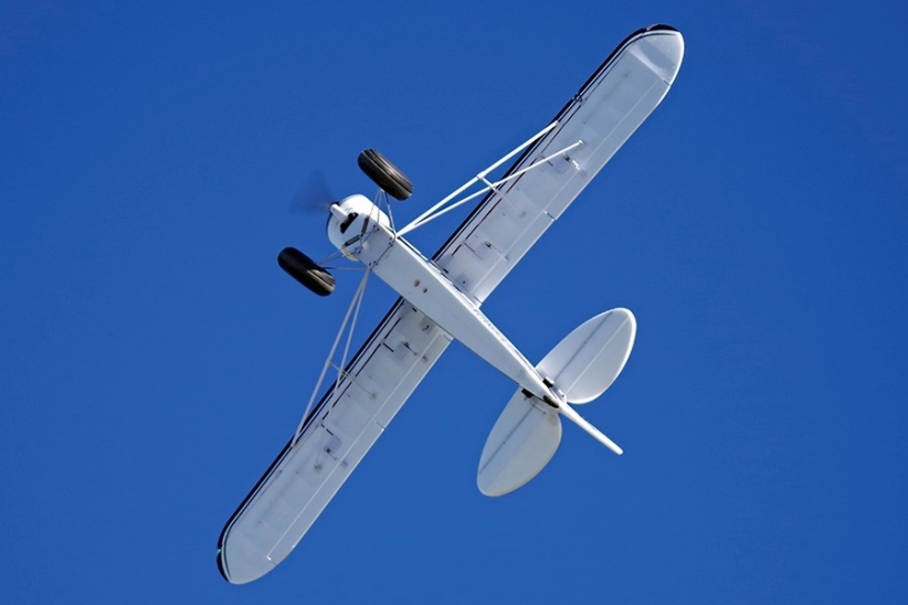 RC letadlo PA-18 Super Cub 1700 mm s plováky ARF