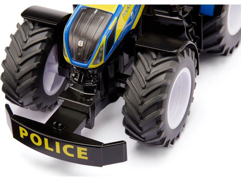 SIKU Farmer – policajný traktor New Holland 1:32