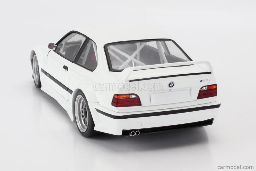 Werk83 BMW 3-series M3 Gtr (e36) Plain Body Version 1993 1:18 Bílá