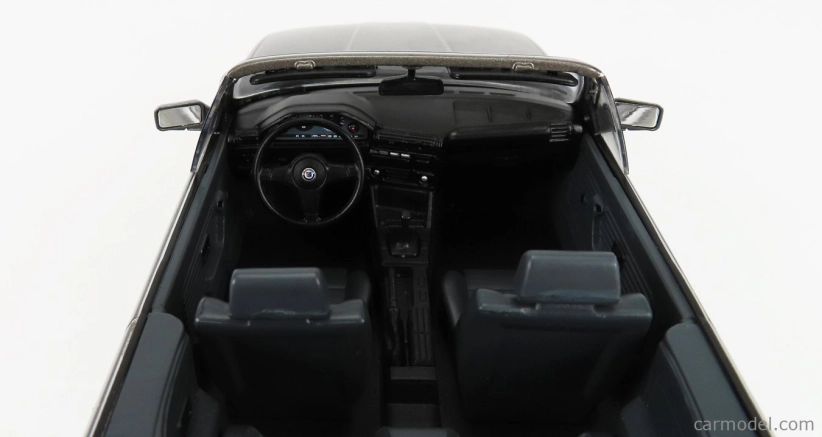 Mcg BMW radu 3 (e30) Alpina C2 2.7 Cabriolet 1989 1:18 Sivá