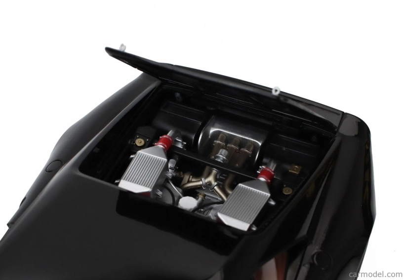 Ferrari 288 Gto 1984 v mierke 1:12 čierna