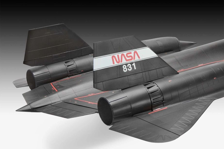 Plastic ModelKit lietadlo 03751 - Lockheed SR-71B Blackbird (1:48)