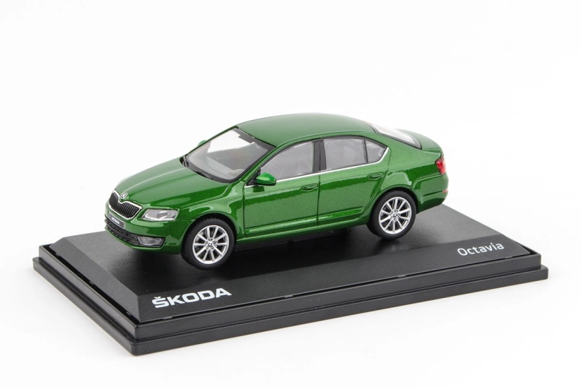 Abrex Škoda Octavia III (2012) 1:43 – zelená rallye metalíza