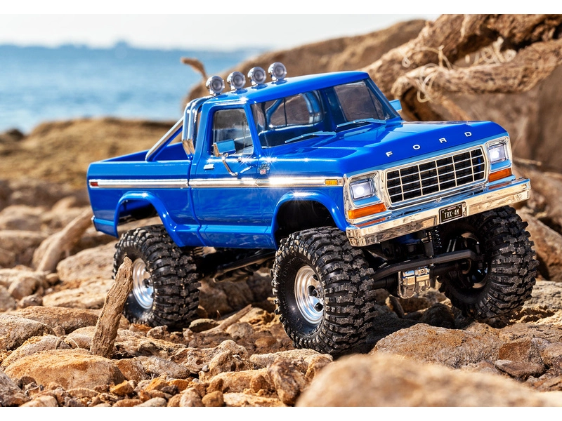 RC auto Traxxas TRX4-M Ford F-150 1979 1:18 RTR, modré