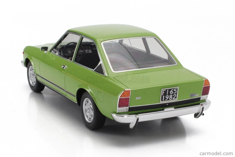Mitica Fiat Fiat 124 Sport Coupe Serie-3 1974 1:18 Verde Brillante 374 Zelená