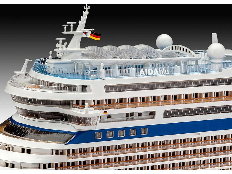 Revell AIDAblu, sol, mar, stella 1:400
