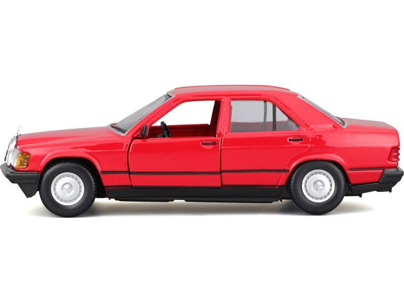 Bburago Mercedes benz 190e 1984 1:24 Red