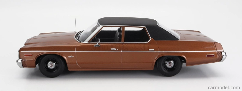 Dodge Monaco 1974 v mierke 1:18 hnedý čierny