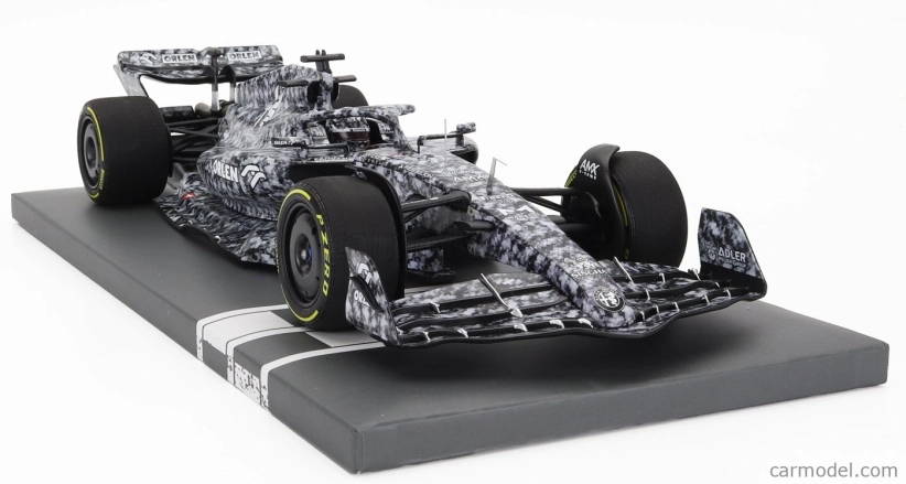 Minichamps Alfa romeo F1 C42 Team Orlen Racing N 88 1:18, bíločerná