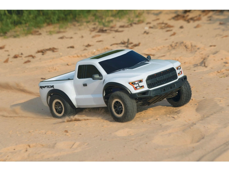 RC auto Traxxas Ford F-150 SVT Raptor 2017 1:10 RTR Fox