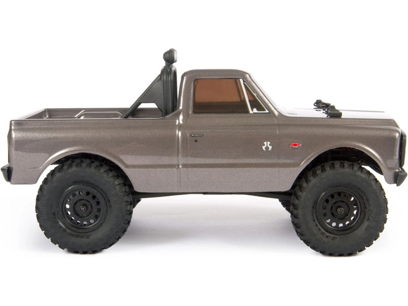 Axial SCX24 Chevrolet C10 1967 1:24 4WD RTR strieborný