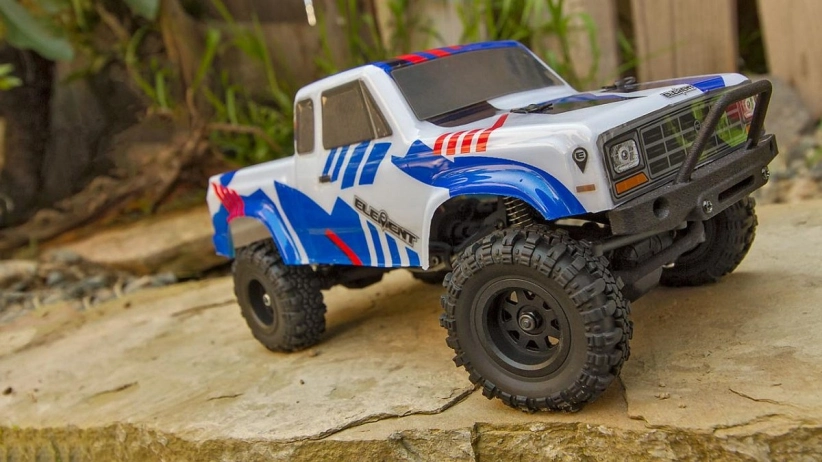 RC auto Element RC - Enduro 24 Trail Truck RTR s černo/žlutou karoserií