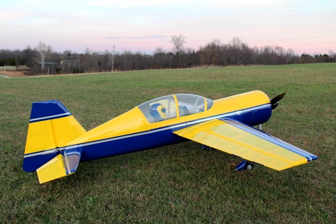 110" Yak 54 EXP žltá/modrá 2,79m
