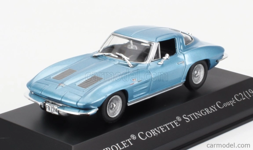 Edicola Chevrolet Corvette Stingray C2 Coupe 1963 - Con Vetrina - With Showcase 1:43 Světle Modrá Met