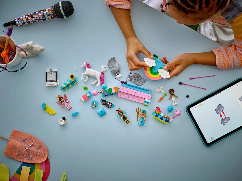 LEGO Friends - Kostýmová párty s jednorožcom a vílou
