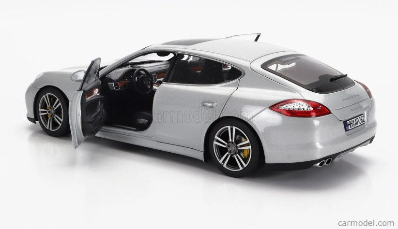 Norev Porsche Panamera Turbo 2009 1:18 Silver