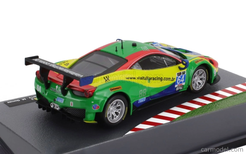 Edicola Ferrari 458 Italia Gt3 4.5l V8 Team Scuderia Corsa N 64 24h Daytona 2015 Andrea Bertolini - Francisco Longo - Daniel Serra - Marcos Gomes 1:43 Červená Zelená Modrá Žltá
