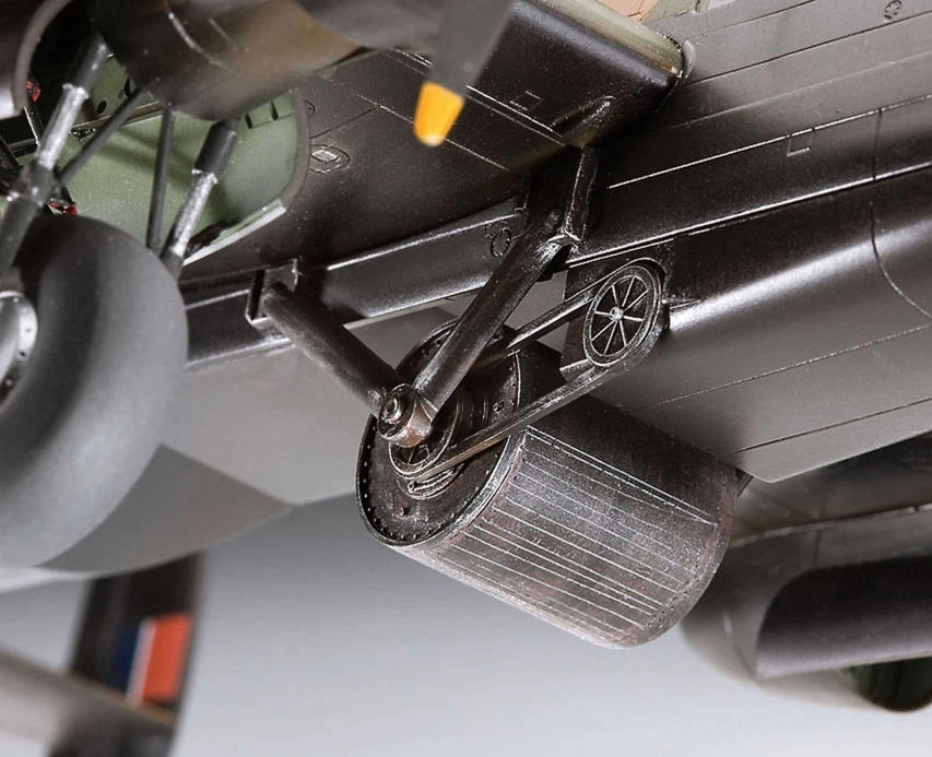 Revell Avro Lancaster B.III Dambusters (1:72) (súprava)