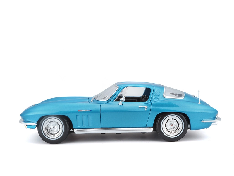 Maisto Chevrolet Corvette 1965 1:18 světle modrá metalíza