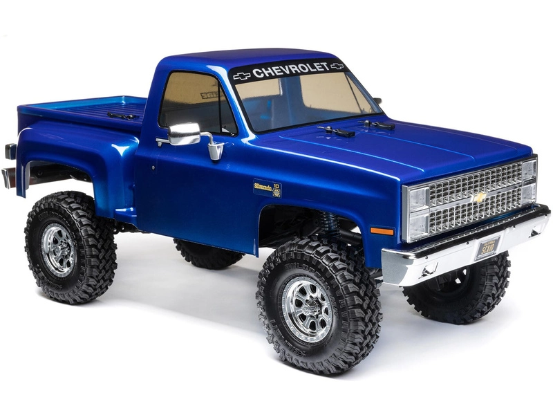 Axial SCX10 III Base Camp 1:10 4WD Chevy K10 1982 RTR modrý