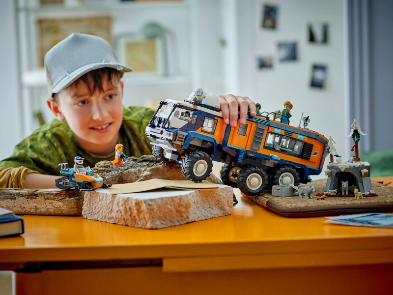 LEGO City - Nákladné auto a laboratórium arktických bádateľov