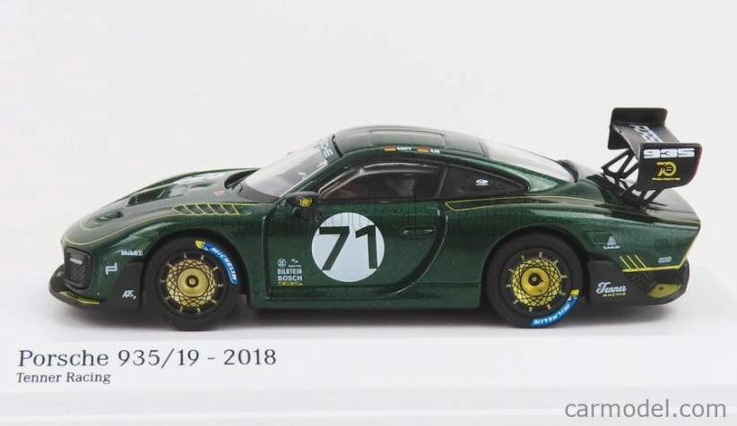 Minichamps Porsche 935/19 N 71 - Základná 911 991-2 Gt2 Rs 2018 1:64 Zelená