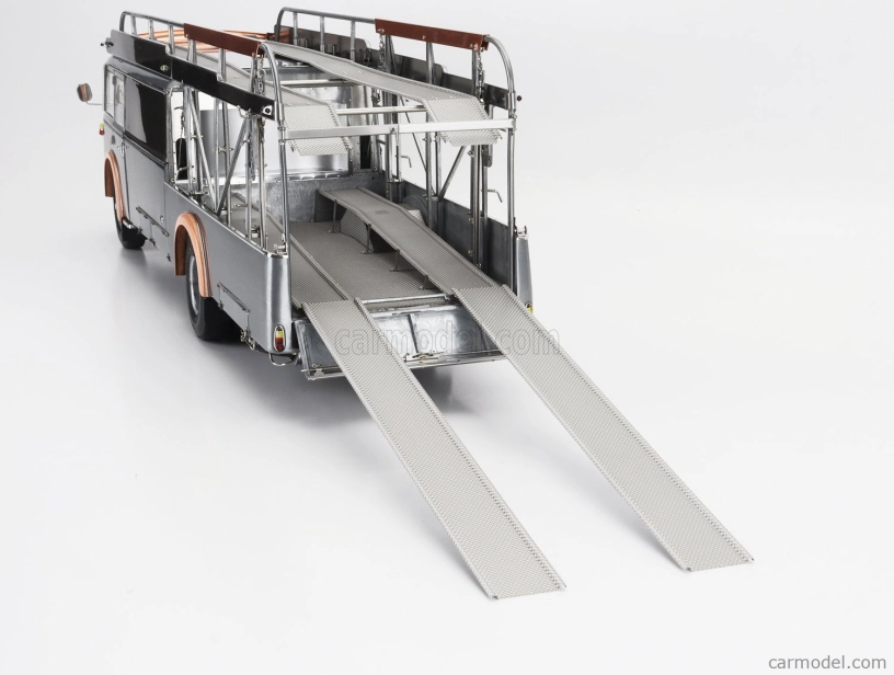 Cmc Fiat 642rn2 Truck Bartoletti F1 Ferrari Car Transporter 1957 1:18 Čirá Povrchová Úprava Šedá