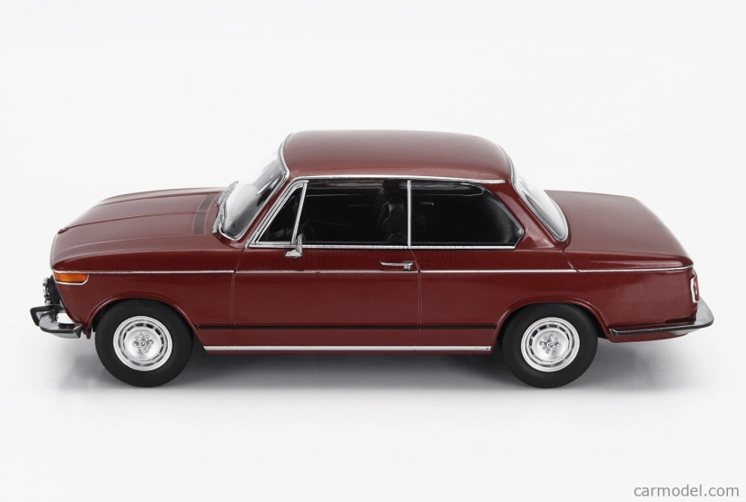 Kk-scale BMW L2002 Tii 2-series 1974 1:18 Tmavo červená