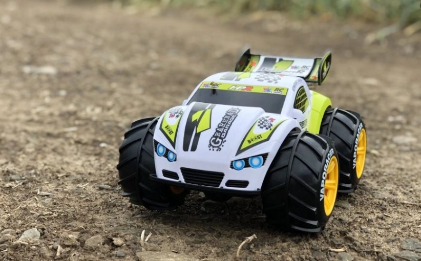 RC auto VaporaceR1 Amphibious