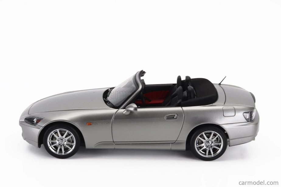 Motorhelix Honda S2000 (ap2) Spider With Engine And Accessories 2000 1:18 Silver