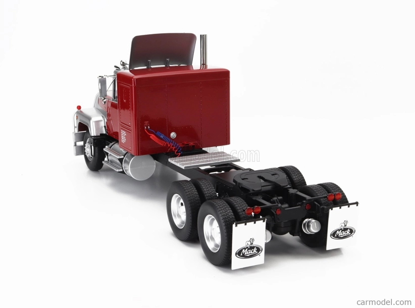 Road-kings Mack Rl700l ťahač 3-assi 1974 1:18 červená strieborná