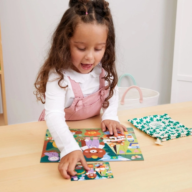 Mudpuppy Puzzle Veselí táborníci v látkovom vrecku 36 dielikov