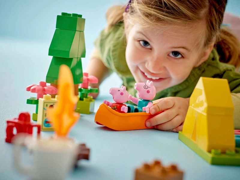 LEGO DUPLO - Prasiatko Peppa - Kempovanie