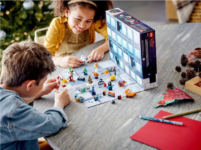 LEGO Super Heroes - Adventný kalendár