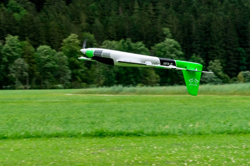 RC letadlo KAVAN Pulse 2200 V2 ARF, oranžová
