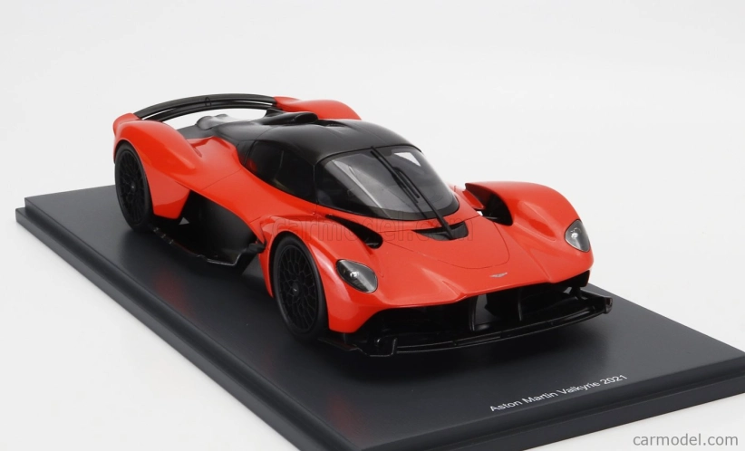 Schuco Aston martin Valkyrie 2021 1:18 Cosmos Orange