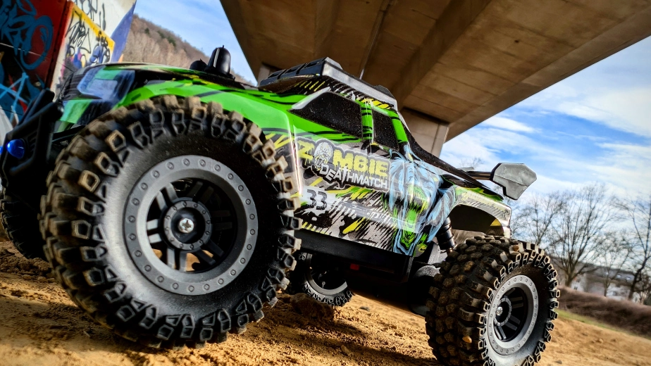 RC auto truck Mountain Race Champion