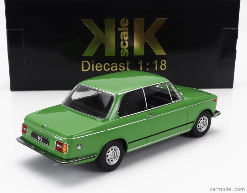 BMW 1502 radu 2 1974 v mierke 1:18 zelená